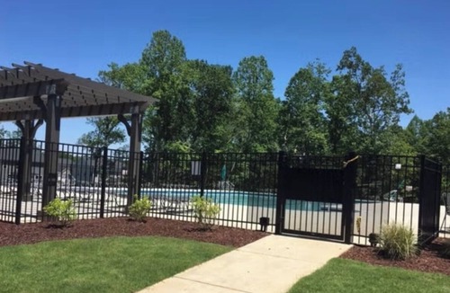 Clayton House | Spacious 5-bedroom house in serene Clayton with, fitness room, WiFi, Pool Access
