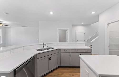 Simpsonville House | Spacious 5-bedroom house in charming Simpsonville with AC, WiFi