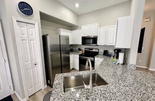 Lake Davenport Estates Villa | Spacious 5BR Gated Resort Villa w/Private Pool & Spa – Near Disney!