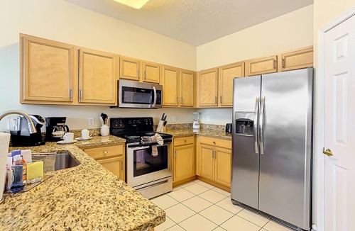 Calabay Parc Villa | Spacious 5BR Home w/Private Pool+Spa in Scenic Davenport Location