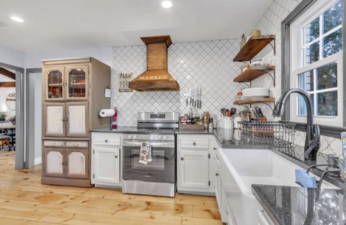 Taylors House | Spacious 6BR/10Bed~Pet & Family Friendly + HOT TUB