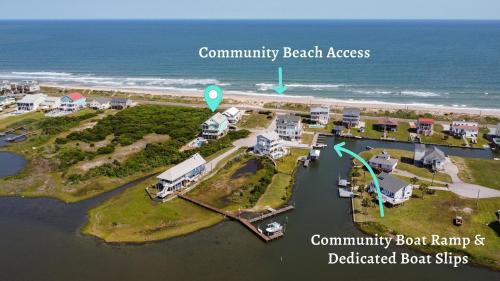 Sneads Ferry House | Spacious 8-bedroom oceanview house in North Topsail Beach, perfect for gatherings!