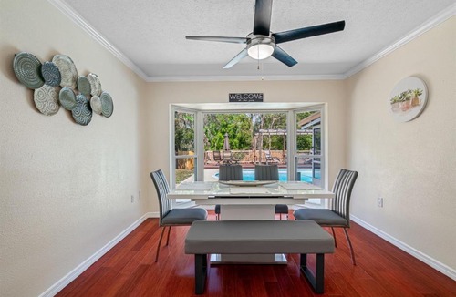 Brandon House | Spacious & Amazing Home w Big Pool and Patio