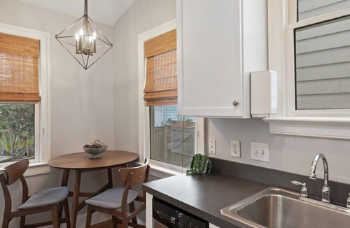 Westside Apartment | Spacious and Quiet One Block off King Street