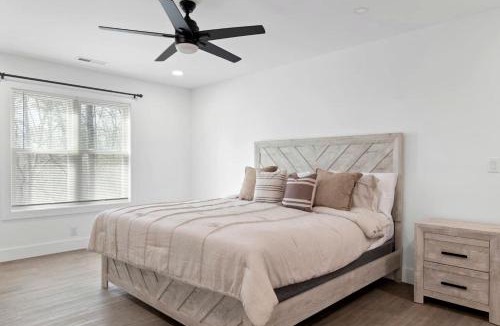 Westminster House | Spacious Family Cabin with Lake Hartwell Access in Westminster, South Carolina