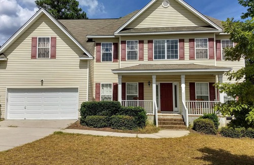 Huntcliff House | Spacious Family Friendly Getaway Home in Columbia near Fort Jackson & USC