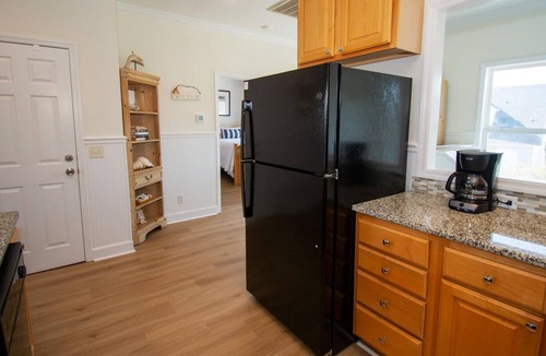 Saint Helena Island House | Spacious Family Home with Golf Course Views - Steps from Dining and Beach
