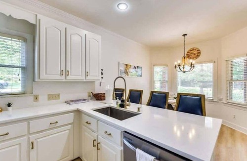 Cabarrus County House | Spacious Home-Game Room - Private Pond - Sleeps 16