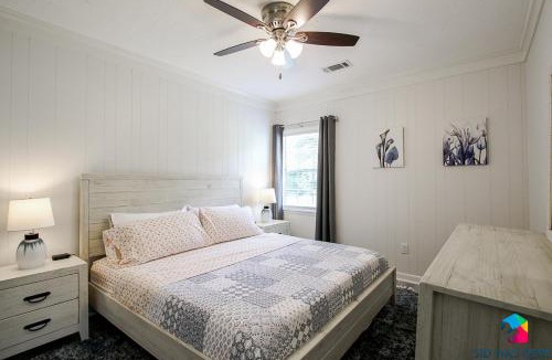 Richmond Hill House | Spacious Home In Richmond Hill, Pet Friendly W- King Bed