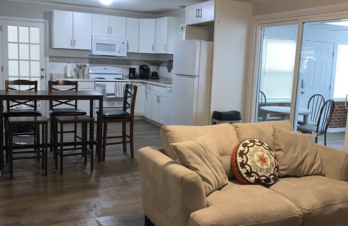 Belvedere House | Spacious Home w/Garage & access to I-20/I-520