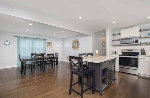 Stallings House | Spacious Matthews Getaway | Large Patio, Parking