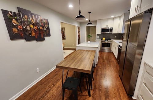 Foxcroft House | Spacious & Private Willow Creek Getaway ★ King Bed & Laundry ★ Near DT Raleigh