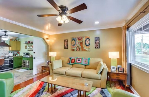 Pine Forest House | Spacious Quiet Area Perfect for Work/Family Stays