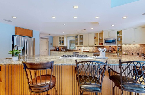 Heritage Woods House | Spacious, Renovated House with Private Spa and Private Pool