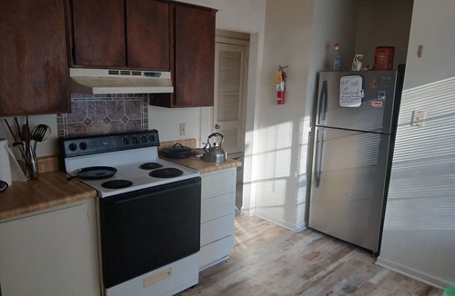Midtown Apartment | Spacious resting spot in peaceful Savannah with AC