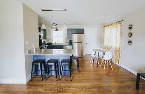 East Raleigh House | Spacious & Stylish– Near Downtown Raleigh