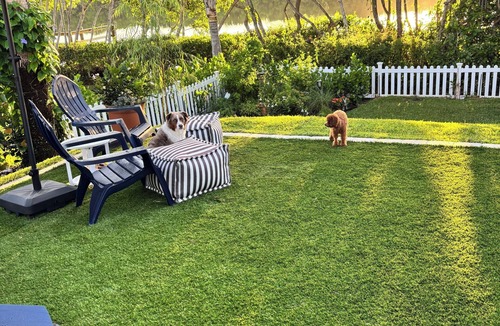 Vero Beach House | Spacious Vero Beach waterfront pool home. Pet friendly