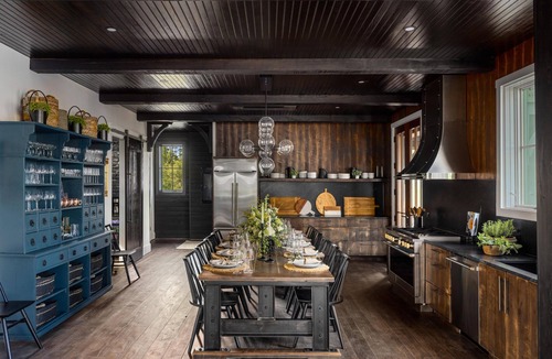 Palmetto Bluff House | Spectacular Modern Barn w/Pool & River Views