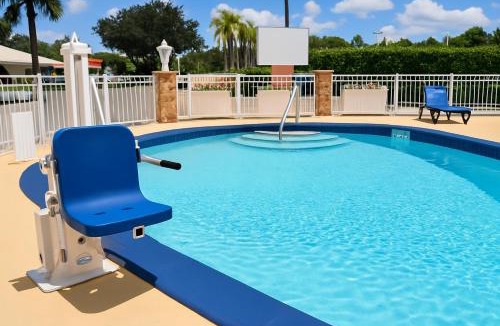 Naples Hotel | Spinnaker Inn of Naples