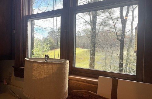 Lake Toxaway House | Splendid Lake Toxaway home on golf course - golf cart/walk to Marina in minutes!