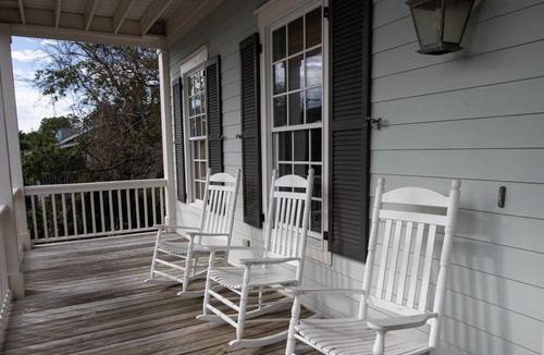 Saint Helena Island House | Sprawling Family Home w/ Golf Course & Ocean Views - Steps from Beach