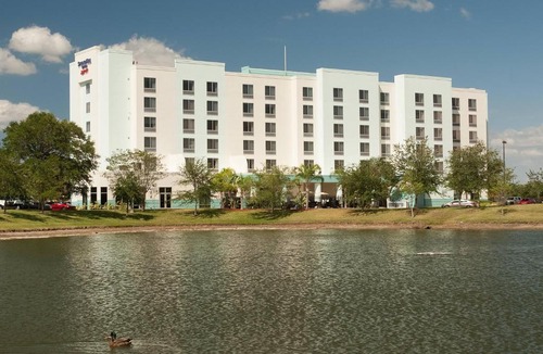 Airport North Hotel | SpringHill Suites Orlando Airport