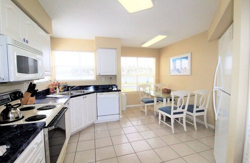 Isla del Sol Condo | St Pete Isla Vista Verde West 1-104 2/2 Ground