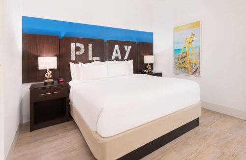 St. Pete Beach Hotel | St Pete Shores Hotel