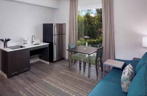 Vero Beach Apartment | Star Suites: All the comforts of home with the convenience of a hotel.