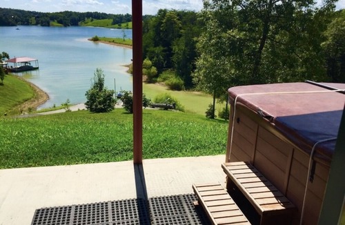 Sevierville Cabin | STAY HERE! 2 Homes sleep up to 28! Private cove 2 docks and personal boat launch
