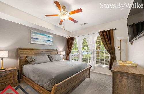 Ballantyne Condo | StaysByWalker 3BR in Ballantyne! King Bed + Patio