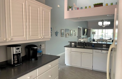 Naples Condo | Step into Vacation, instantly!