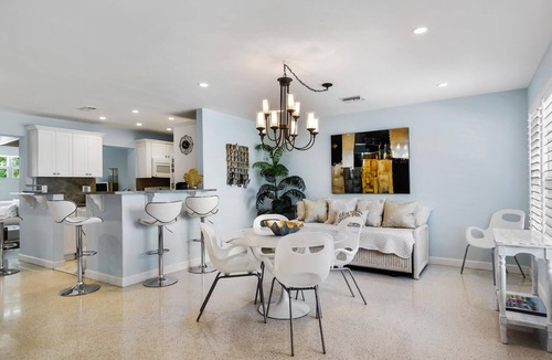 Florida North Atlantic Coast House | Steps secret BEACH+ Salt Pool + Screened porch + BBQ