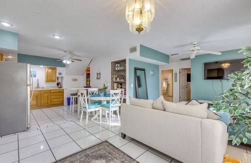Fort Pierce Cottage | Steps to Sand! Pet-friendly Home in Fort Pierce