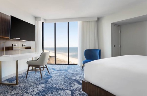 Northeast Virginia Beach Hotel | Steps to Virginia Beach: Overlooking Bay with Pool, Restaurant , Fitness & Trail