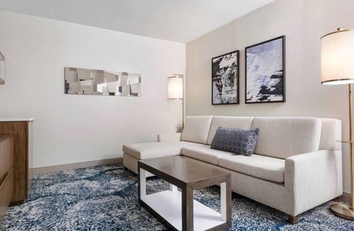 Northeast Virginia Beach Hotel | Steps to Virginia Beach: Overlooking Bay with Pool, Restaurant , Fitness & Trail