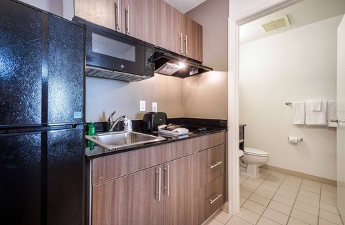 Gwinnett Place Hotel | Studio 6 Extended Stay - Duluth, GA - Atlanta - Gwinnett Place