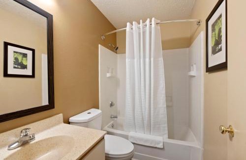 Executive Park Hotel | Studio 6 Suites Charlotte, NC - Tyvola Rd Executive Park