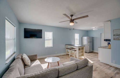 Micco Apartment | Stunning 2/1 apt. on 4 acres