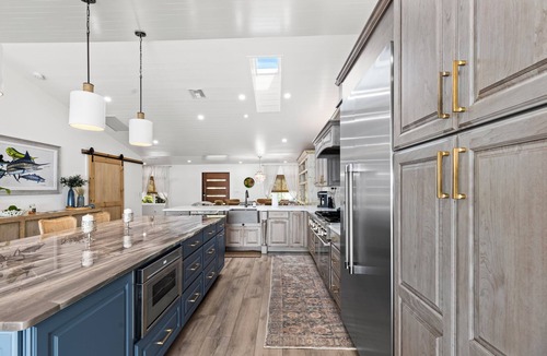 Rio House | Stunning 3 bedroom, 2.5 bathroom waterfront/dockside home