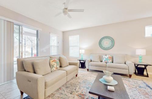 Trafalgar Village House | Stunning getaway with games & clubhouse amenities - near parks