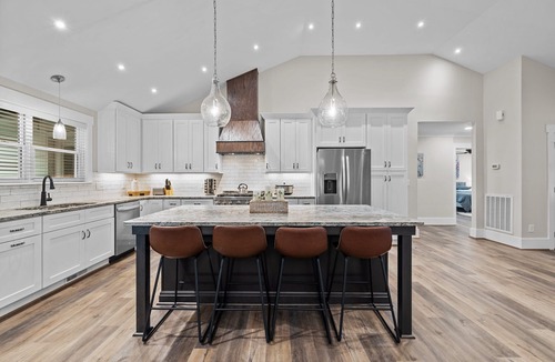 North Raleigh House | Stunning Home, conveniently located in Raleigh