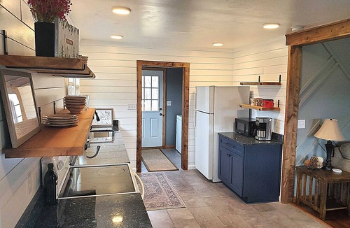 Pisgah Forest House | Stunning Mountain Views - Hilltop Cottage Near Brevard, Pisgah, & DuPont Forests