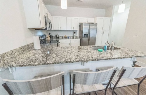 Clemson House | Stylish Dockside Townhome near Lake Hartwell