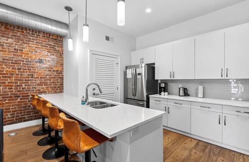 Sobro Condo | Stylish Downtown Nashville Condo Near Broadway + Printer's Alley | Headliner