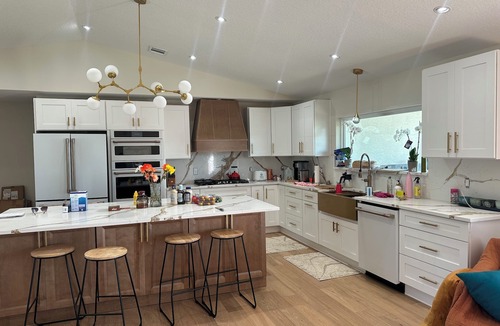 Deltona Lakes House | Stylish Lakefront, Near Daytona, Orlando, Pet Friendly, Fantastic Outdoor Space