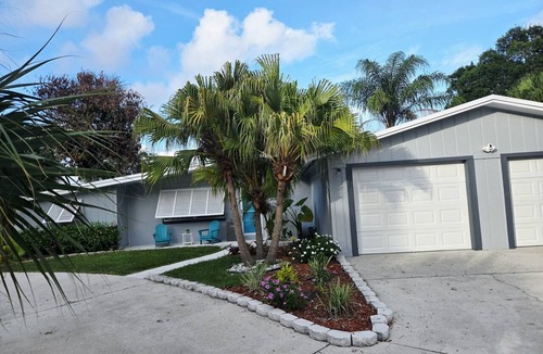 Vero Beach South House | Stylish Pool Retreat in the Heart of Vero Beach.