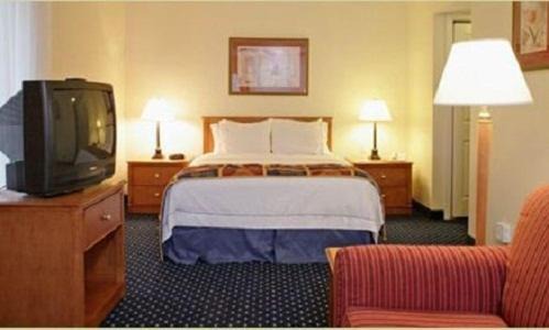 Fort Wayne Hotel | Suburban Studios