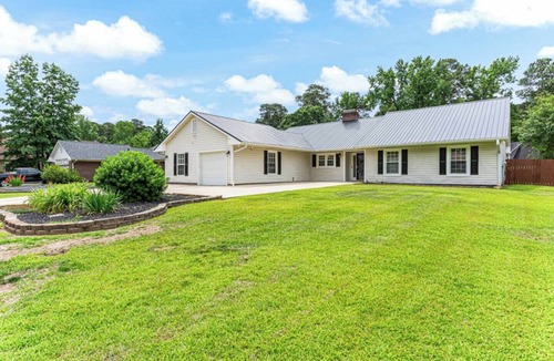 Terry Sanford House | Sugar Cane Ranch: Private Pool, Yard & Near Bragg