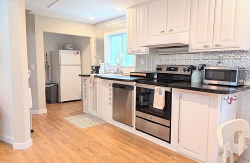 Daufuskie Island House | Sugar Magnolia 3BR Cottage